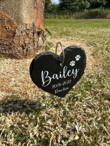 Heart pet memorial with hanging hook