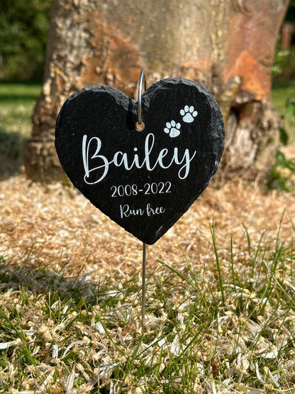 Heart pet memorial with hanging hook
