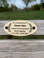 Gold and Silver Bench Memorial Plaque - Laurel Circle