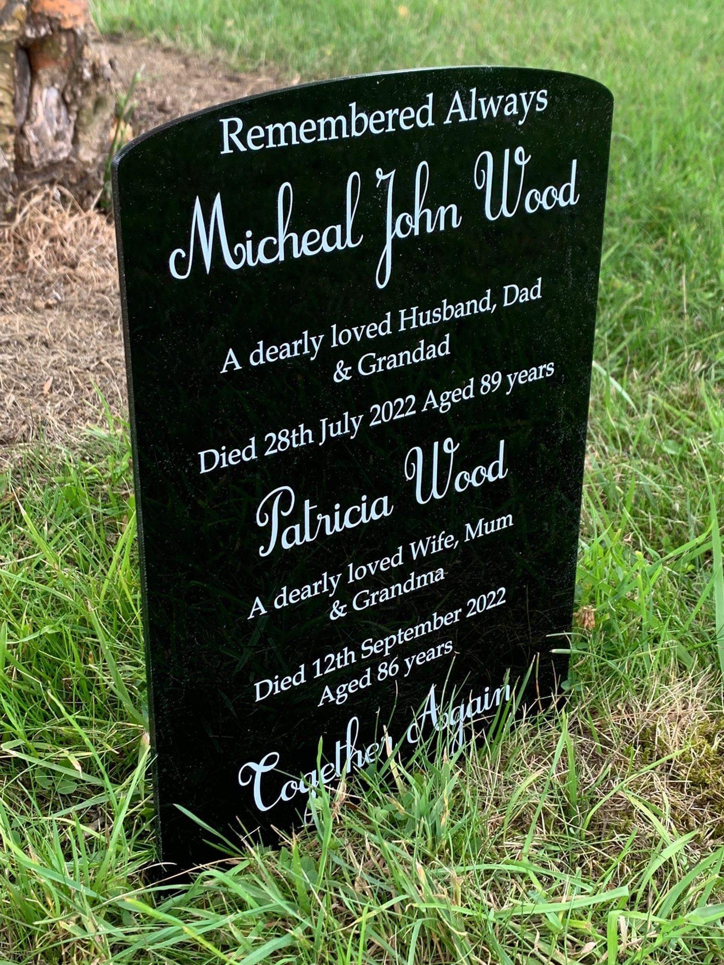 Temporary headstone