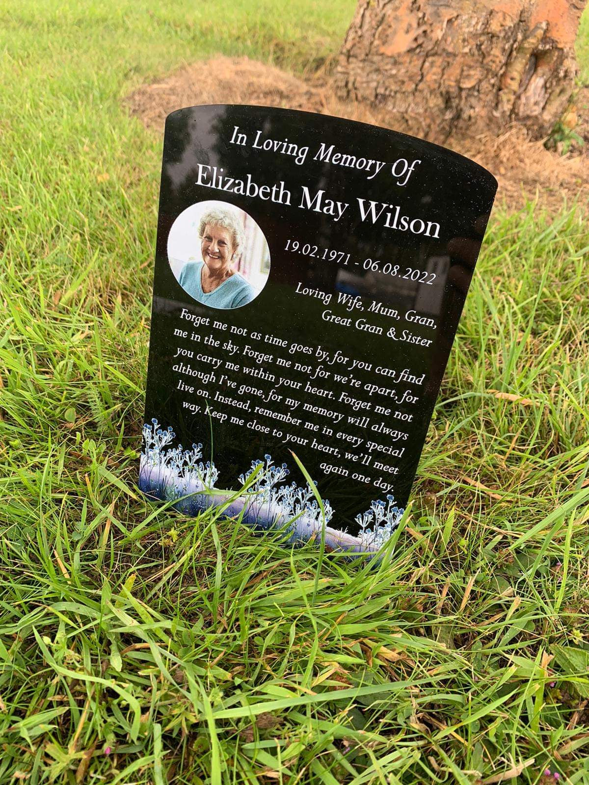 Forget me not temporary headstone with photo