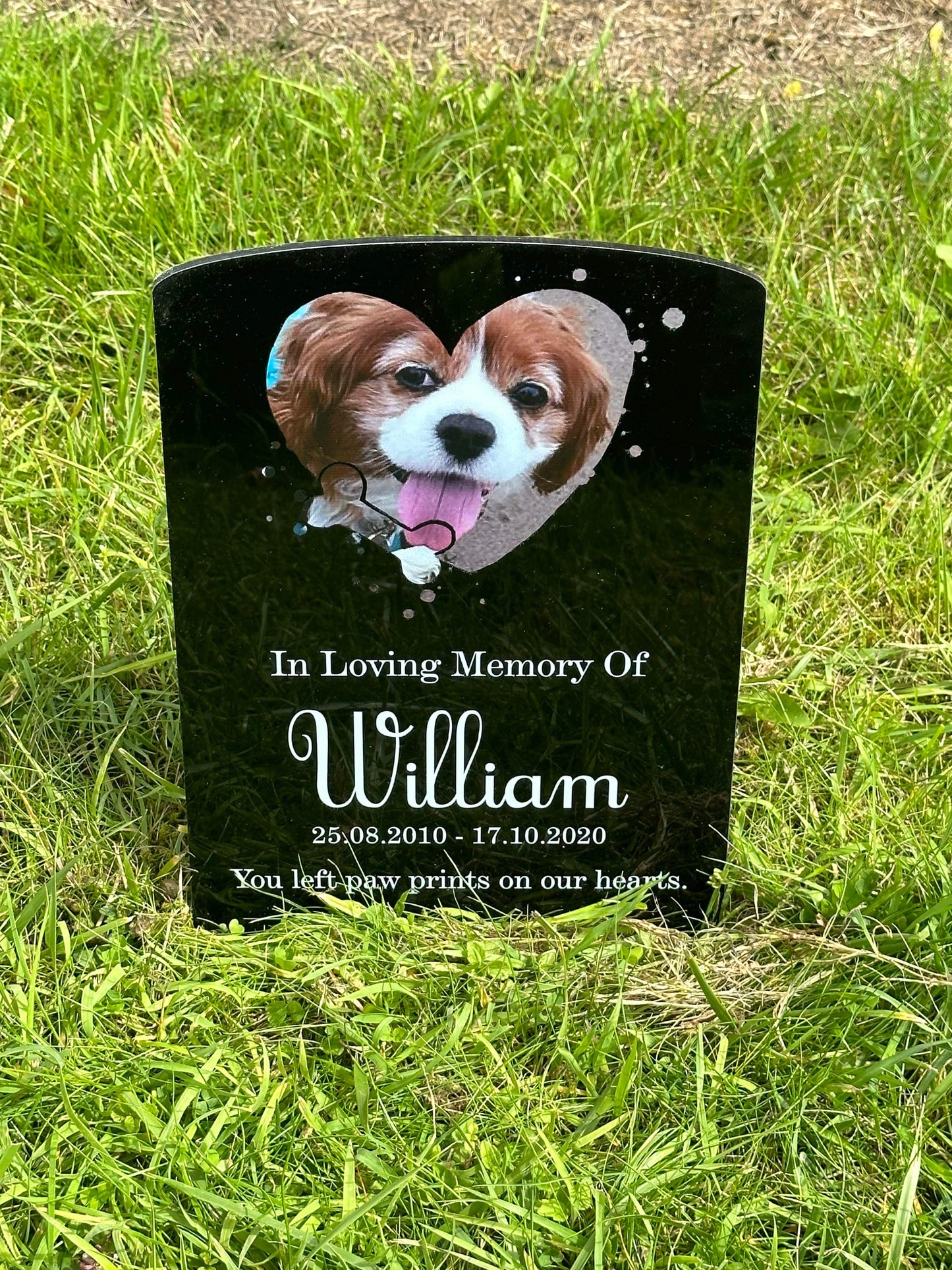 Pet remembrance headstone