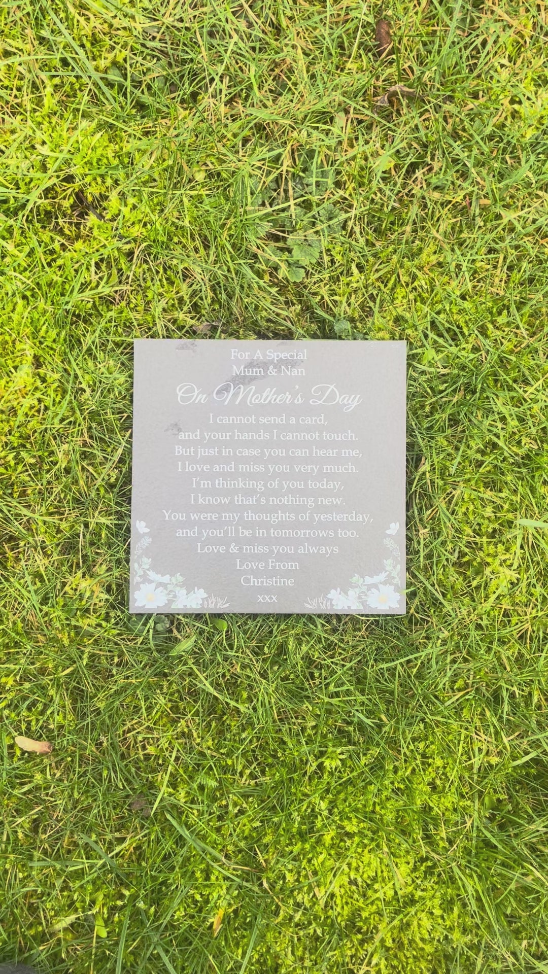 Mother’s Day memorial plaque Daisy