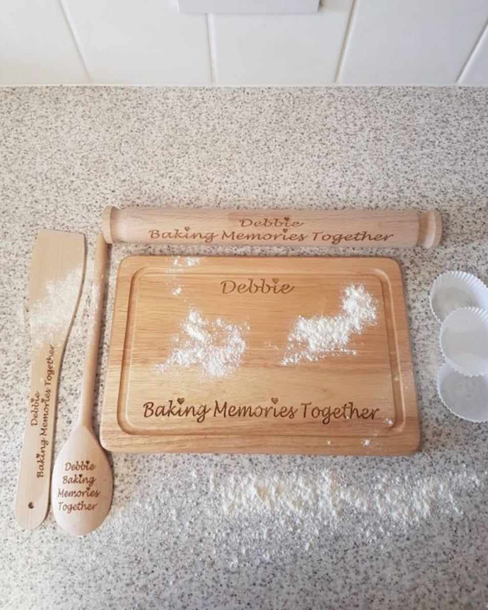 Four piece wooden baking set